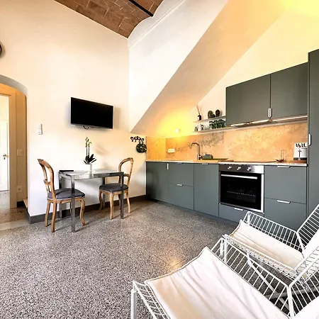 Apartman Affaccio Su Le Lupe *