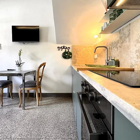 Affaccio Su Le Lupe Apartman *